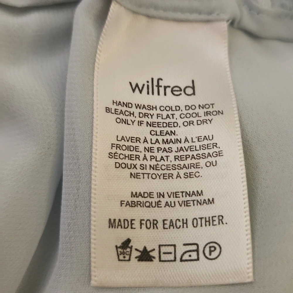 Aritzia's Wilfred whimsical, cropped Wide-Legged Crop Pant sz m French inspired. - Picture 5 of 9